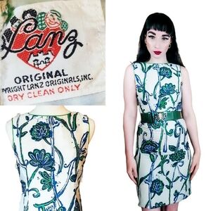 Vintage 1960s Lanz Original Psychedelic Wiggle Flower Midcentury Mini Dress